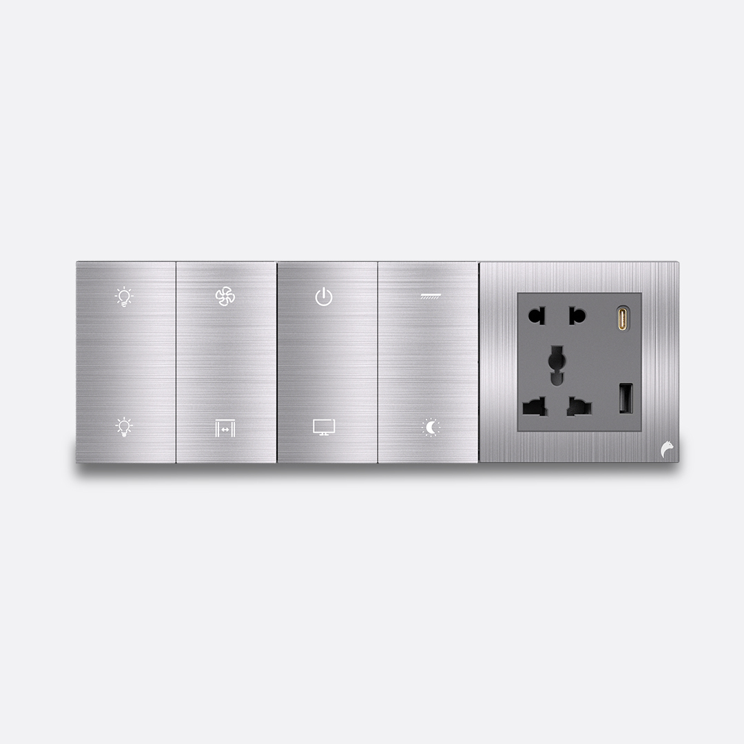 8 Switch + Socket